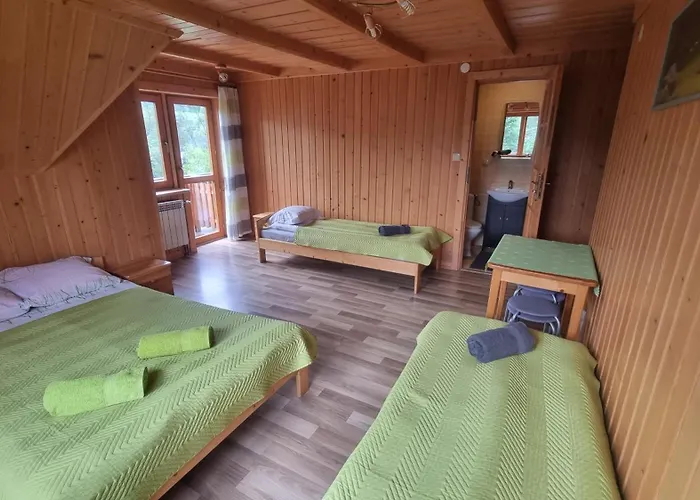 Pod Gruszą Gospodarstwo wiejskie *